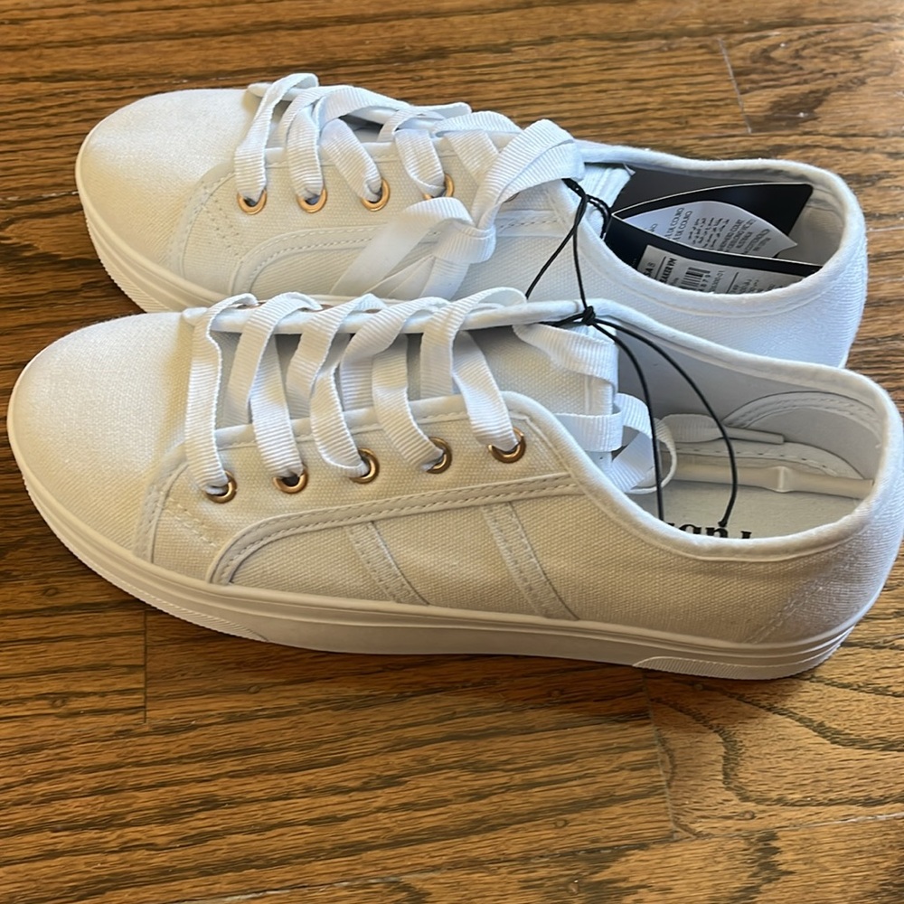 Rubi Classic White Canvas Platform Sneakers - Picture 6 of 6
